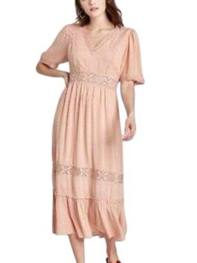 Knox Rose Blush Pink Lace-Detail Midi Dress